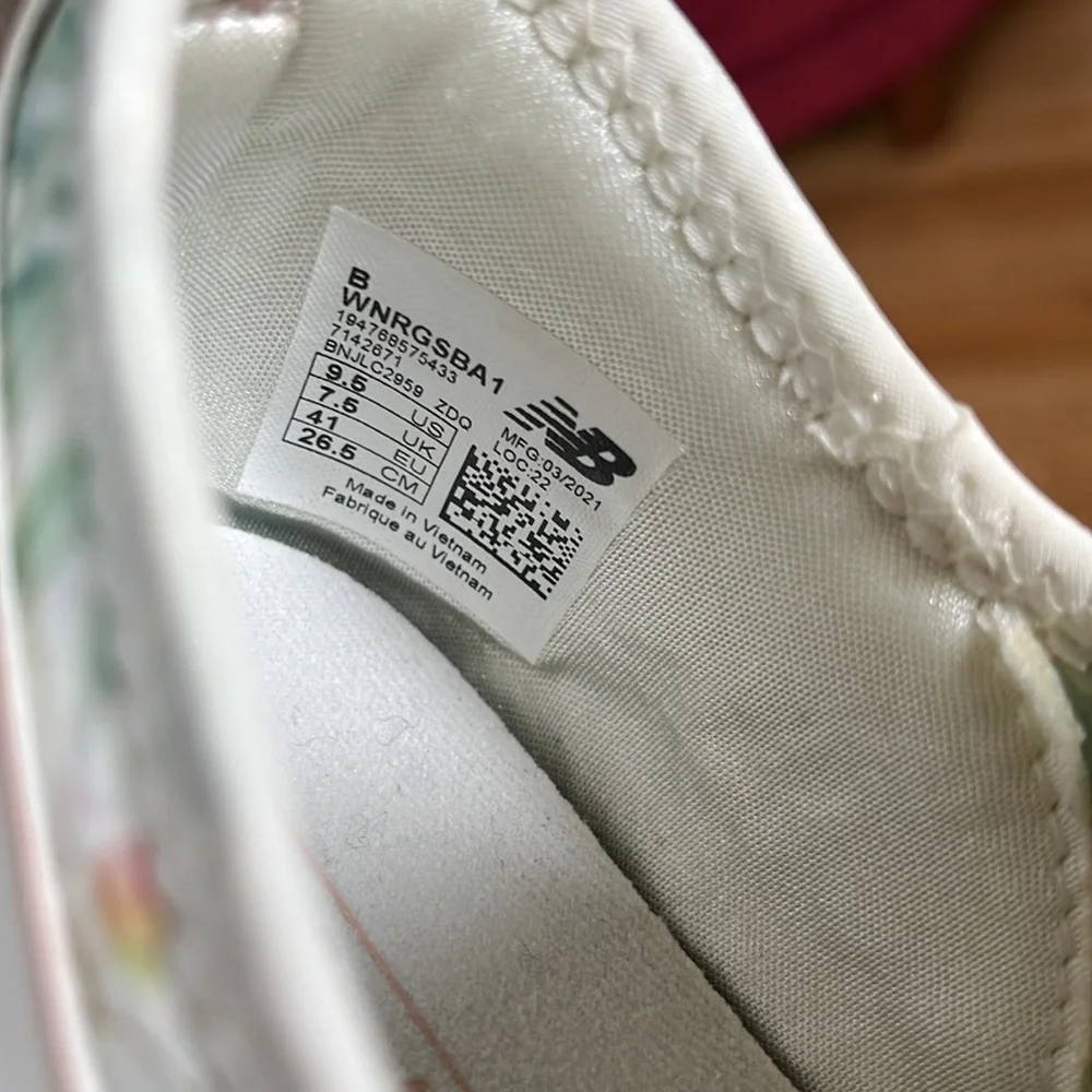 New Balance lightweight new